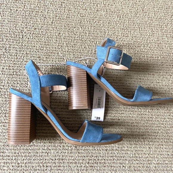 Blue Suede Heels - Picture 3 of 4